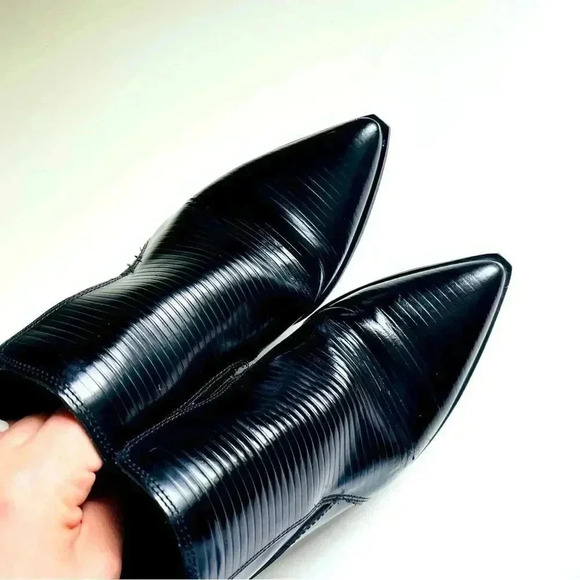 Bronx Leather Pointed Ankle Boots - Picture 5 of 10